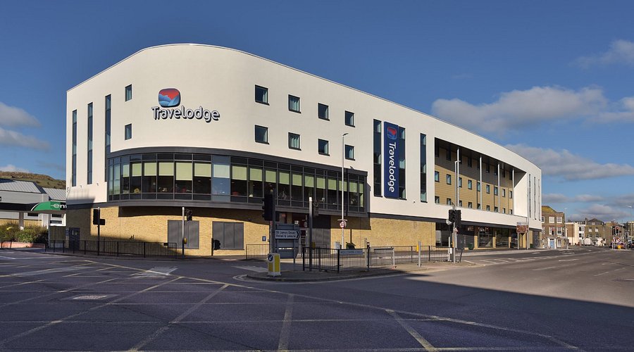 Travelodge Dover St James, modern hotel, town centre