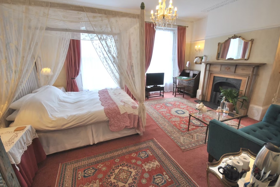Churchill Guest House Dover, guest house, castle views
