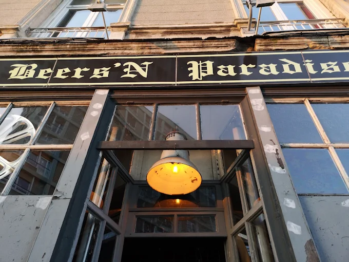 Beers N Paradise beer bar facade, rue Victor Hugo, Boulogne-sur-Mer
