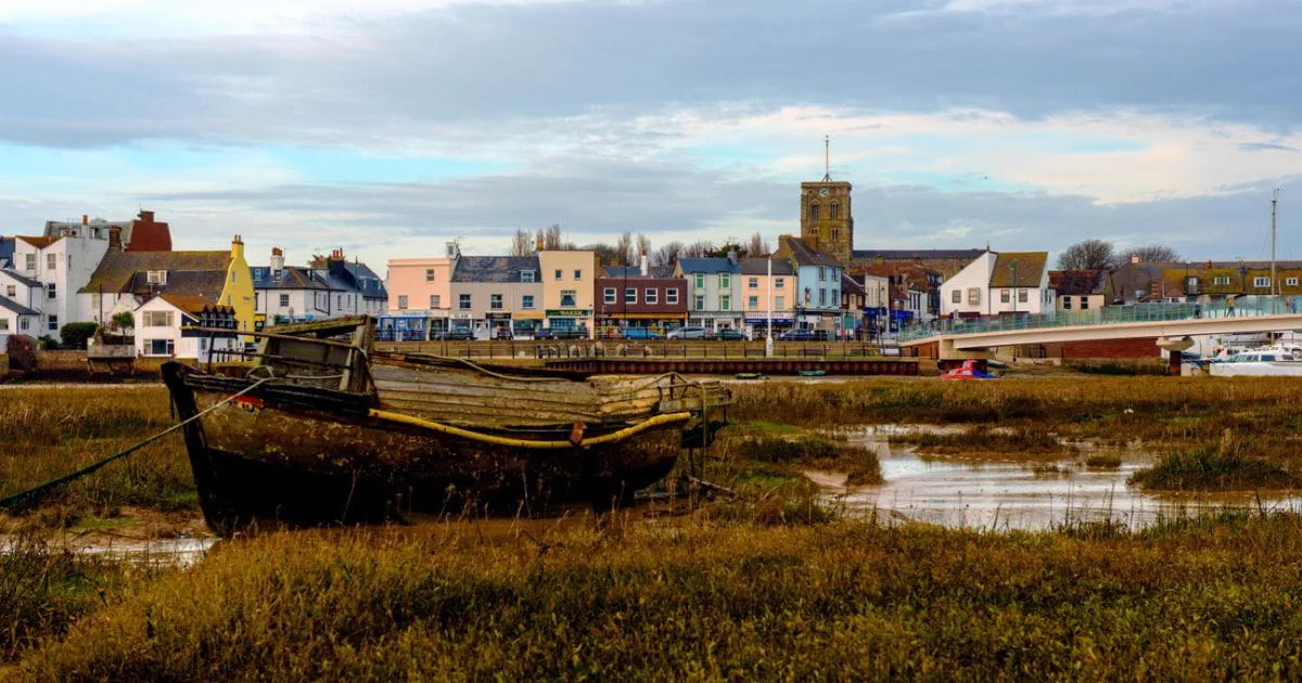 Shoreham-by-Sea et les péniches habitées de l'Adur