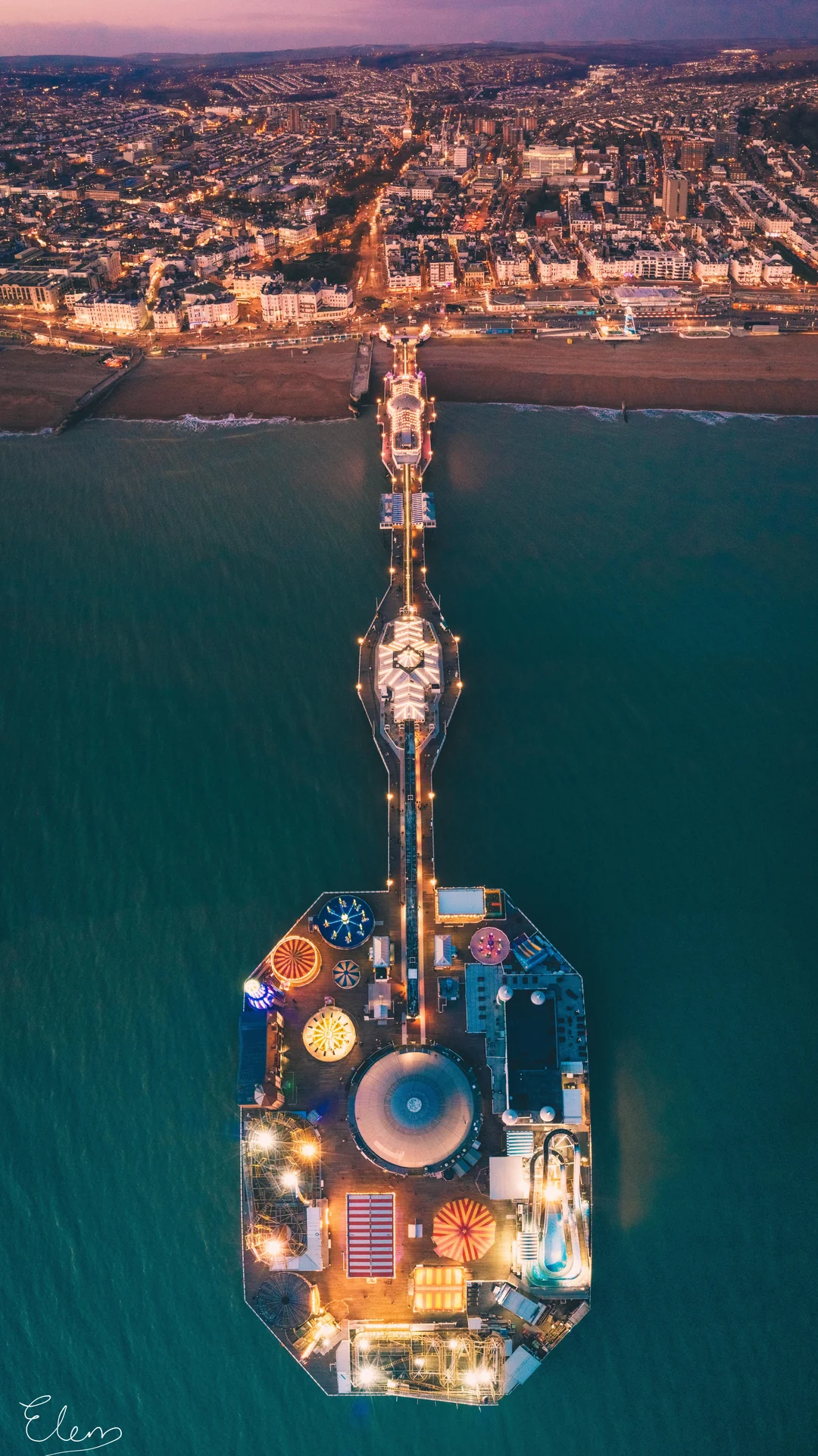 Jetée de Brighton de nuit